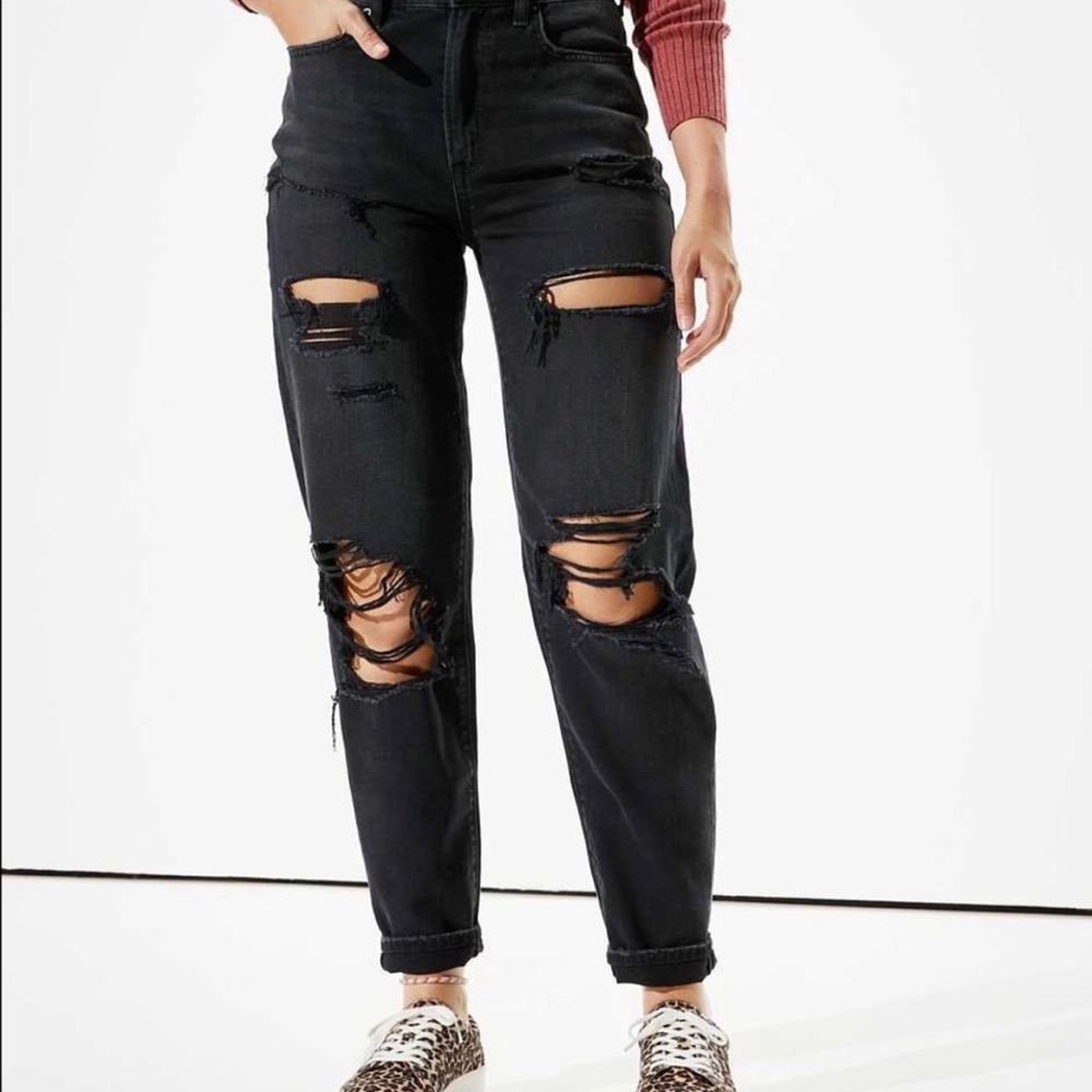 Black American Eagle Ripped Mom Jeans Size 14 Long